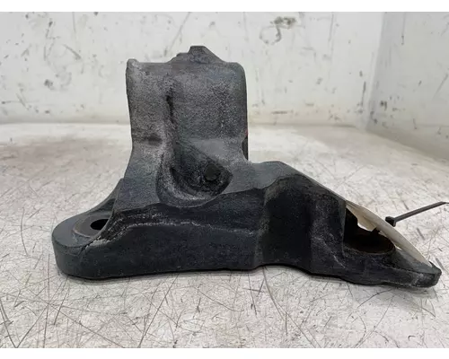PETERBILT 587 Engine Mounts