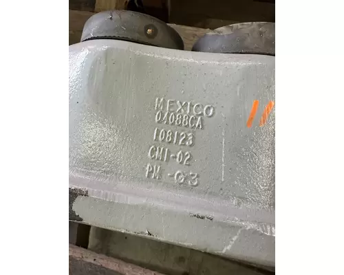 PETERBILT 587 Engine Mounts