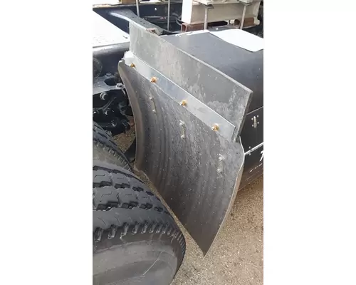 PETERBILT 587 FENDER, QUARTERHALF REAR