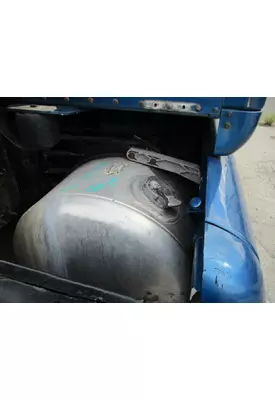 PETERBILT 587 FUEL TANK