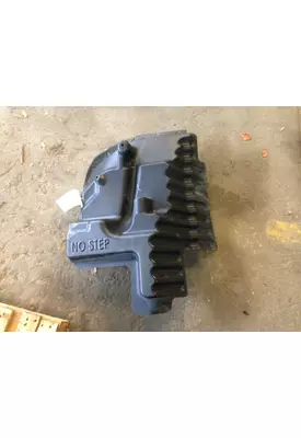 PETERBILT 587 Fender Extension