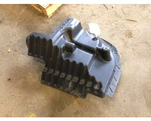 PETERBILT 587 Fender Extension