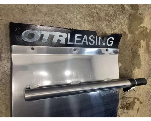 PETERBILT 587 Fender Extension