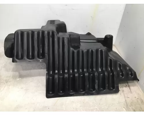 PETERBILT 587 Fender Extension
