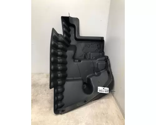 PETERBILT 587 Fender Extension