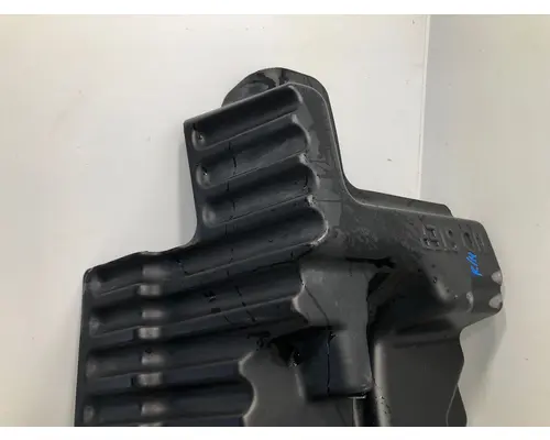 PETERBILT 587 Fender Extension