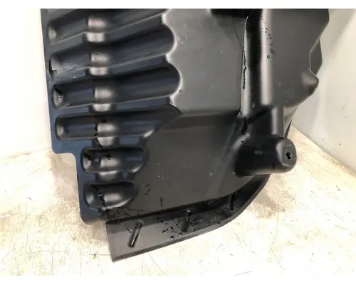 PETERBILT 587 Fender Extension