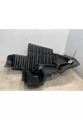 PETERBILT 587 Fender Extension