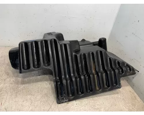 PETERBILT 587 Fender Extension
