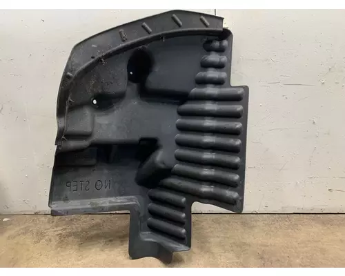 PETERBILT 587 Fender Extension