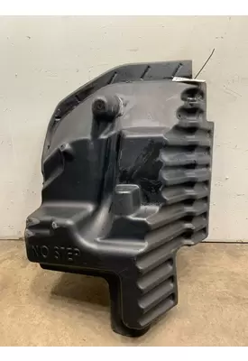 PETERBILT 587 Fender Extension