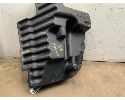 PETERBILT 587 Fender Extension