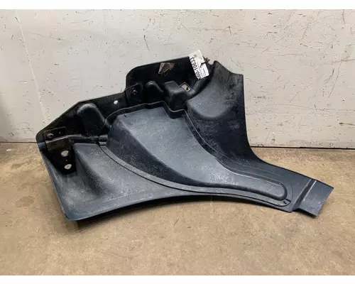 PETERBILT 587 Fender Extension