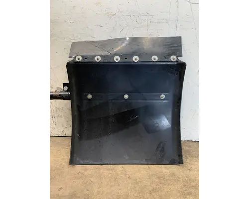 PETERBILT 587 Fender Extension