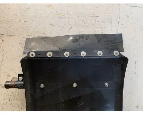 PETERBILT 587 Fender Extension