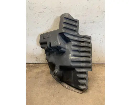 PETERBILT 587 Fender Extension