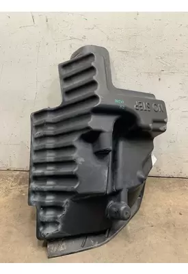 PETERBILT 587 Fender Extension