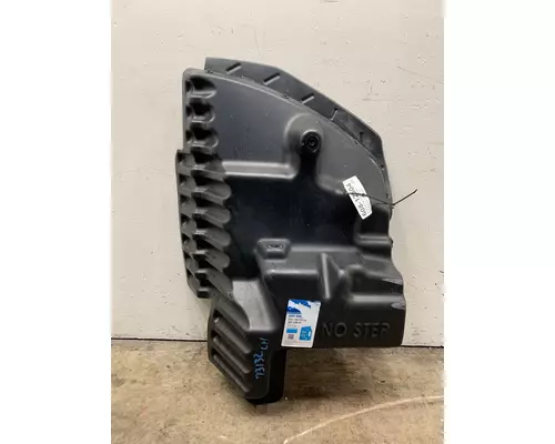 PETERBILT 587 Fender Extension