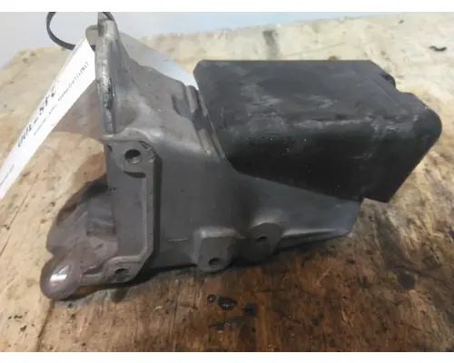 PETERBILT 587 HOOD BRACKET