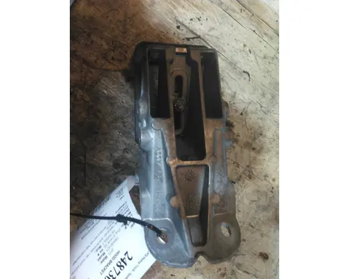 PETERBILT 587 HOOD BRACKET