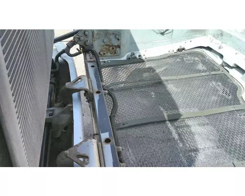 PETERBILT 587 HOOD BRACKET