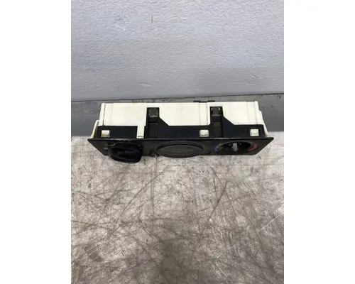 PETERBILT 587 Heater or Air Conditioner Parts, Misc.