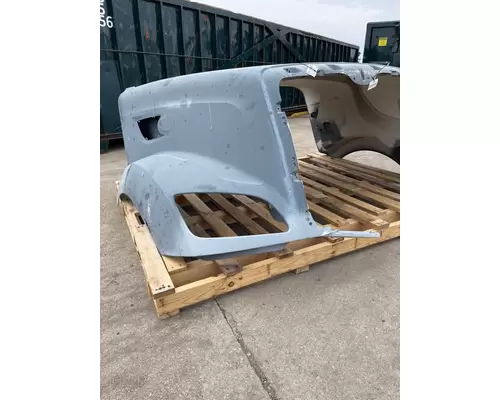 PETERBILT 587 Hood