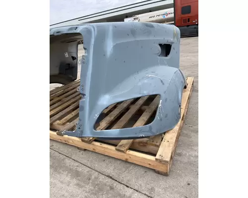 PETERBILT 587 Hood