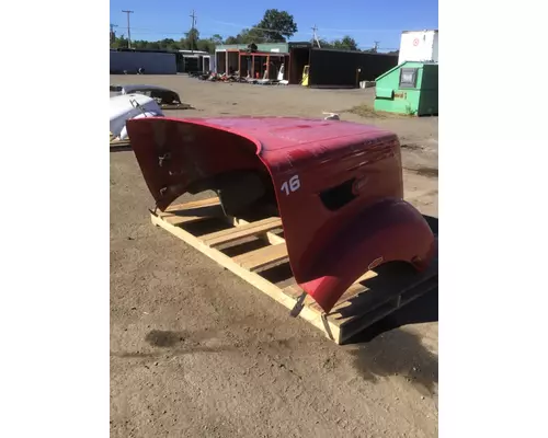 PETERBILT 587 Hood