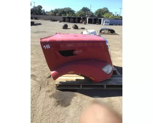 PETERBILT 587 Hood