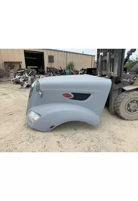 PETERBILT 587 Hood