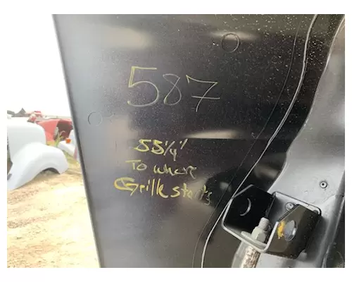 PETERBILT 587 Hood