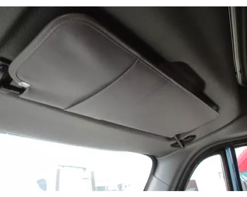 PETERBILT 587 INTERIOR SUN VISOR