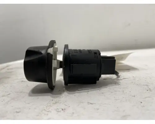 PETERBILT 587 Instrument Cluster