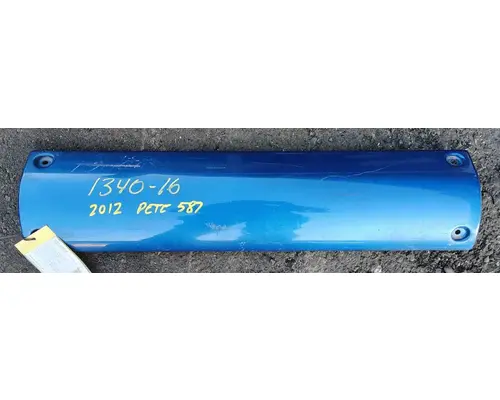 PETERBILT 587 Kick Panel, Exterior