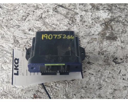 PETERBILT 587 LIGHT CONTROL MODULE