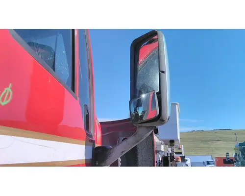 PETERBILT 587 MIRROR ASSEMBLY CABDOOR