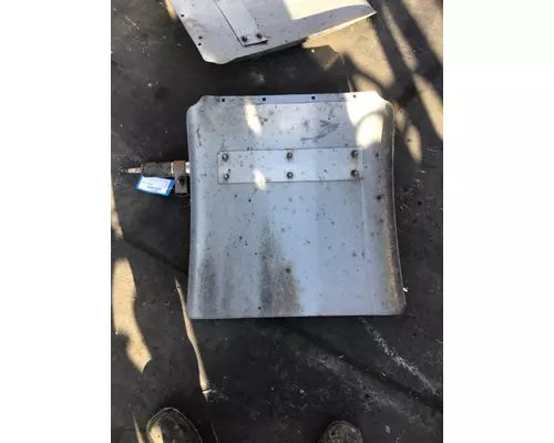 PETERBILT 587 MUD FLAP