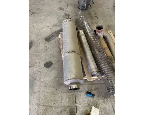 PETERBILT 587 Muffler
