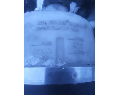 PETERBILT 587 POWER STEERING RESERVOIR