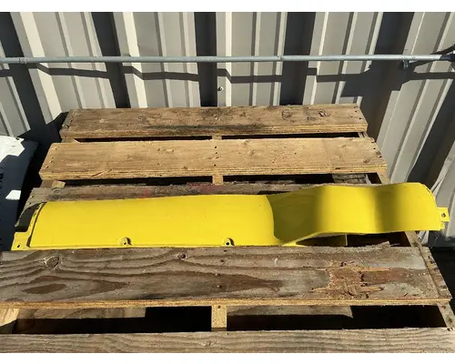 PETERBILT 587 Rocker Panel