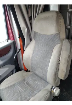 PETERBILT 587 SEAT, FRONT