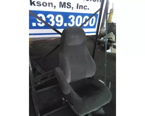 PETERBILT 587 SEAT, FRONT