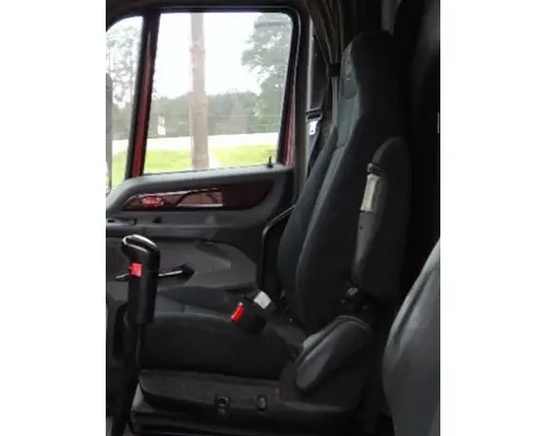 PETERBILT 587 SEAT, FRONT