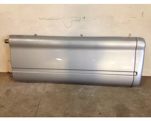 PETERBILT 587 Side Fairing