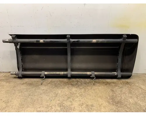 PETERBILT 587 Side Fairing