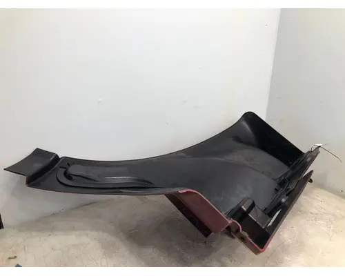 PETERBILT 587 Side Fairing