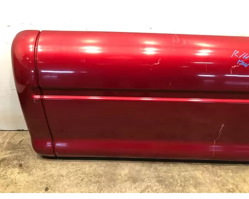 PETERBILT 587 Side Fairing