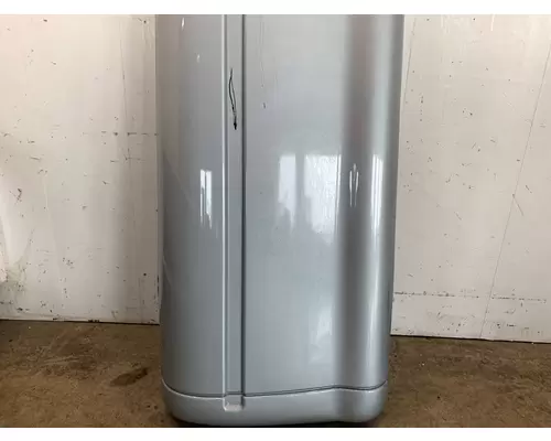 PETERBILT 587 Side Fairing
