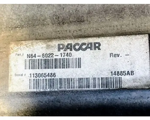 PETERBILT 587 Side Fairing